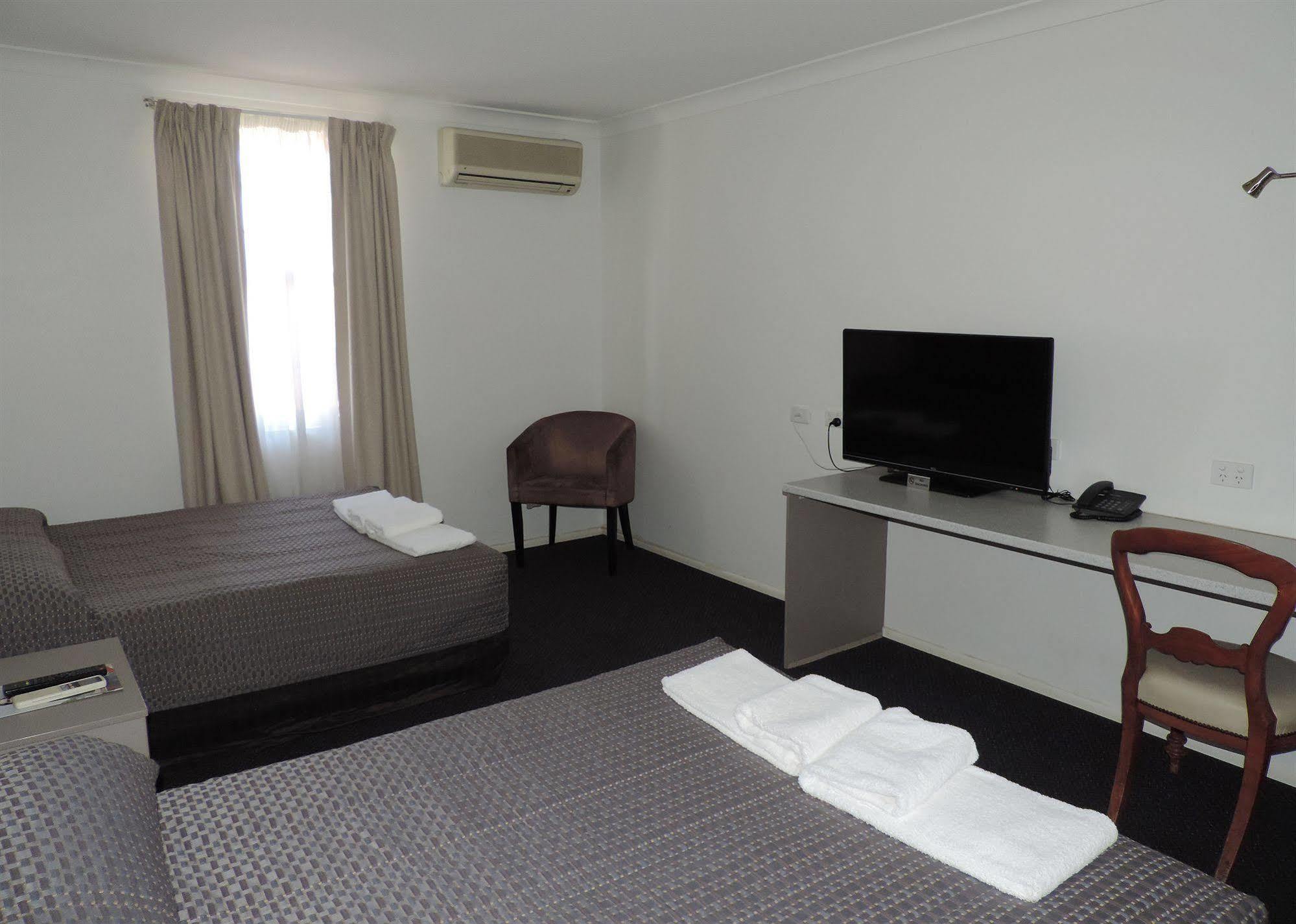 Motel Burke & Wills Mt Isa Mount Isa Esterno foto
